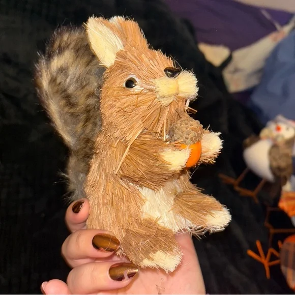 Straw Animal Decor - Set of 4 Animals - Picture 9 of 15